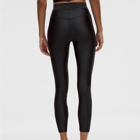 Lululemon Satin Shine Panelled High-Rise Tight 25" *Wordmark in Black - Picture 2 of 6